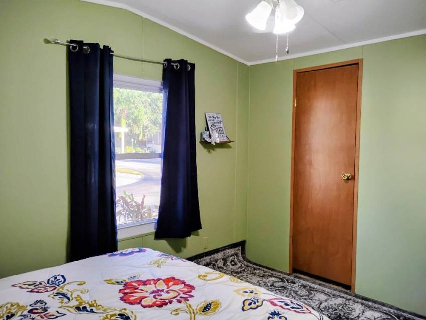 80 Los Palms a Auburndale, FL Mobile or Manufactured Home for Sale